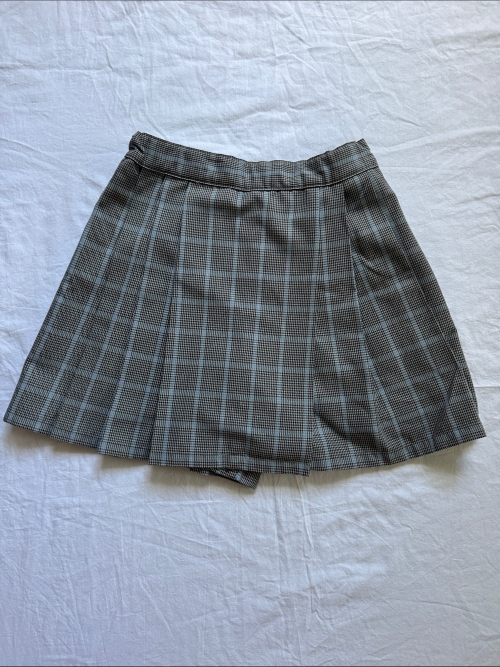 Uniqlo Gray Plaid Pleated Kid's Skort